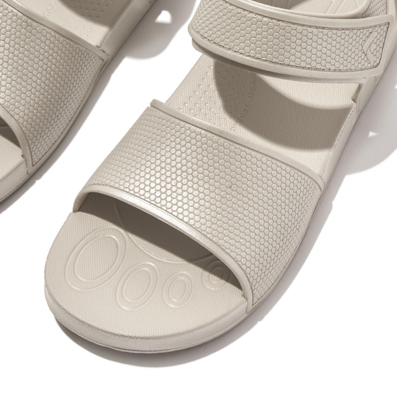 Silver Fitflop Iqushion Rubber Kids' Back-Strap Sandals | MY-TRUJDE149